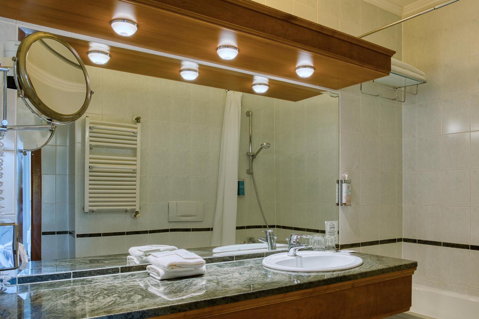 Ensana Thermal Heviz Room photo