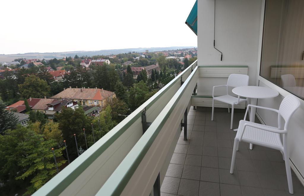 Ensana Thermal Heviz Exterior photo