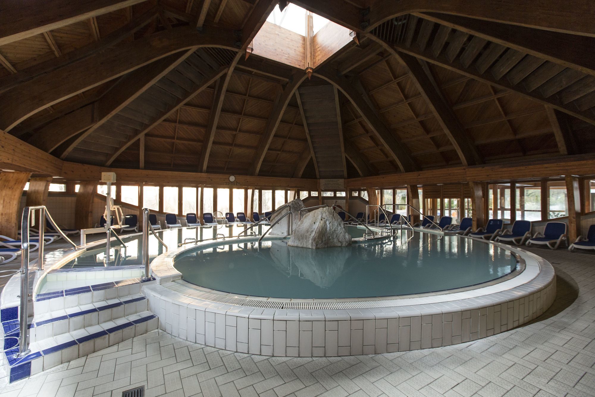 Ensana Thermal Heviz Exterior photo